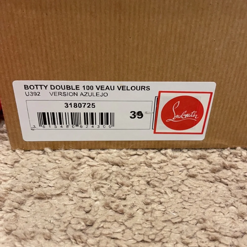 Color block Christian louboutins, worn twice! I’m very good condition. - Picture 6 of 12